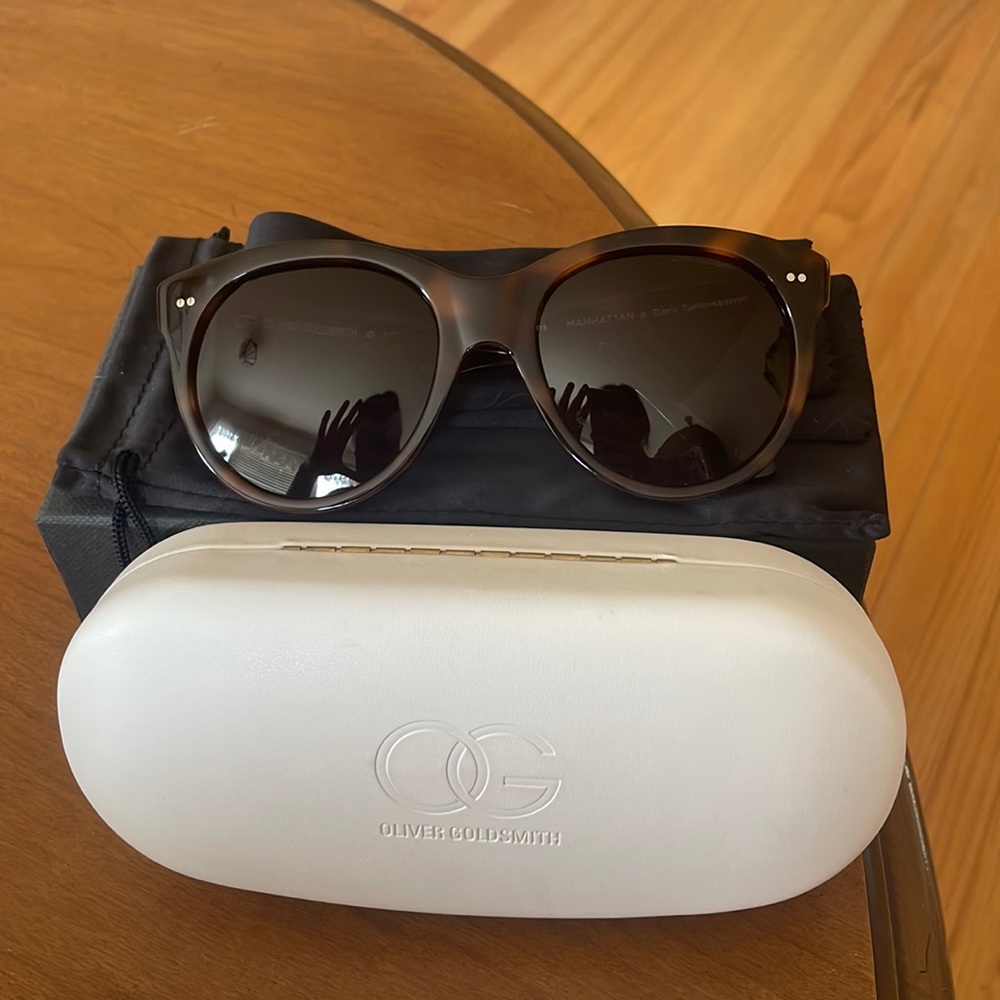 Oliver goldsmith “Manhattan” Audrey Hepburn sunglasses